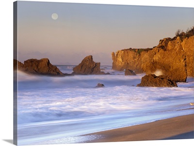 Seastacks and full moon at El Matador Beach, California