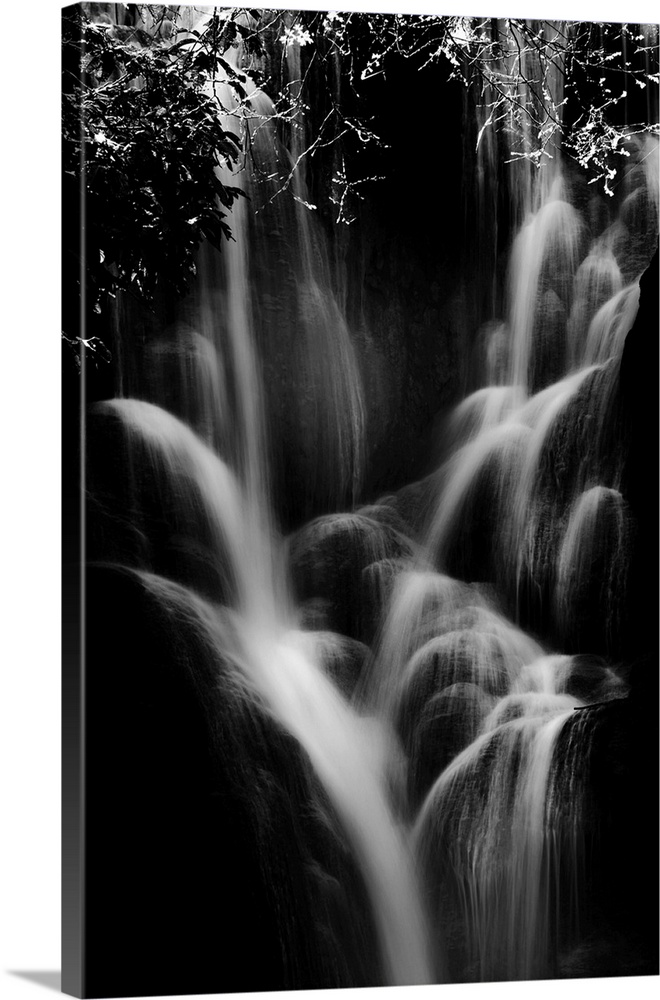 Waterfall in black and white