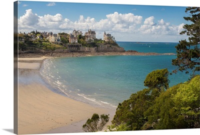 Dinard beach in Bretagne