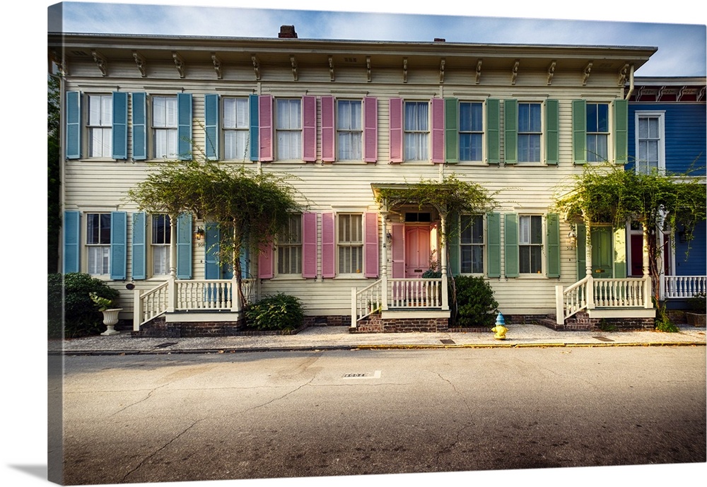Colorful Historic Houses, Savannah, Georgia