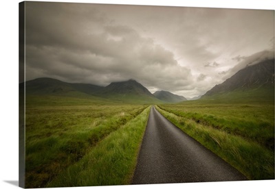 The road to Highlands