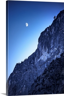 Yosemite Moonrise