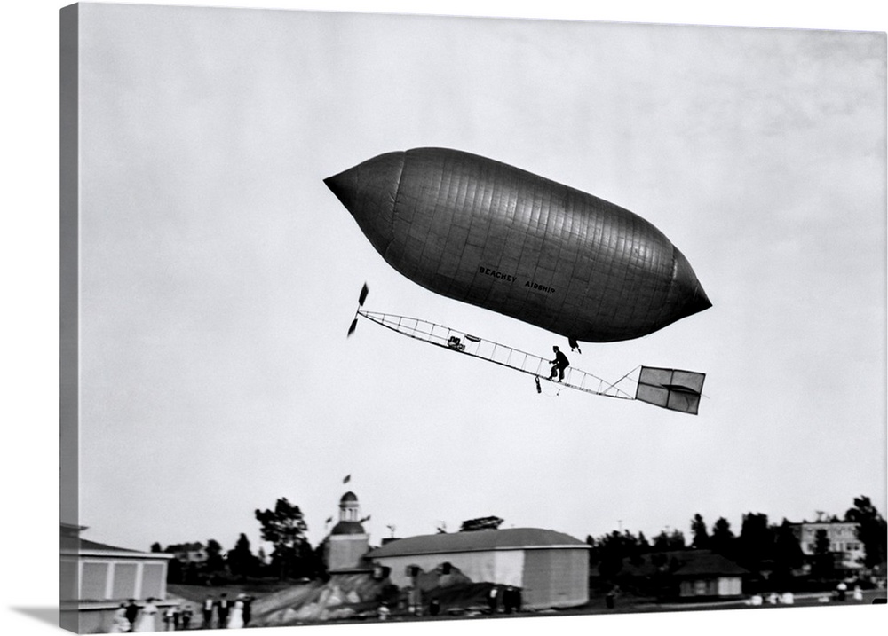 1900's 1910's Lincoln Beachey Airship Appearance Is Cross Between Hot Air Balloon And Blimp.