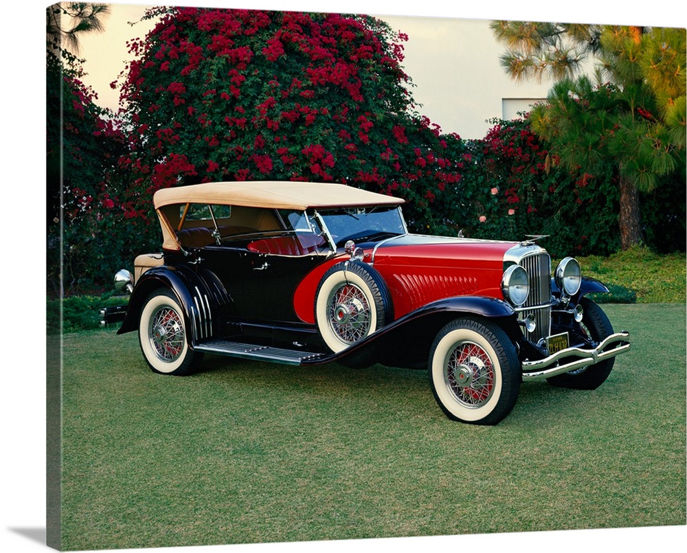 1930 Duesenberg Model-J dual cowl sweep panel sports phaeton. Country of origin United States..