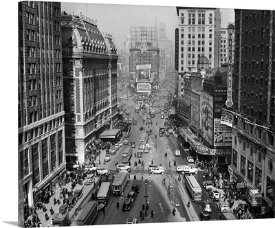 1930's 1935 Times Square Looking North