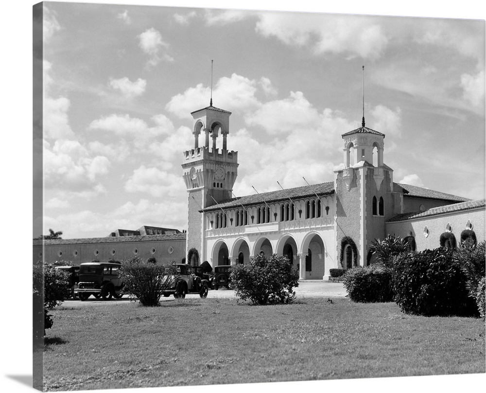 1930's 1940's La Playa Beach Bathhouse Havana Cuba.