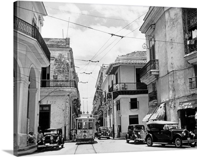 1930's 1940's Street Scene Cars Trolley Havana Cuba