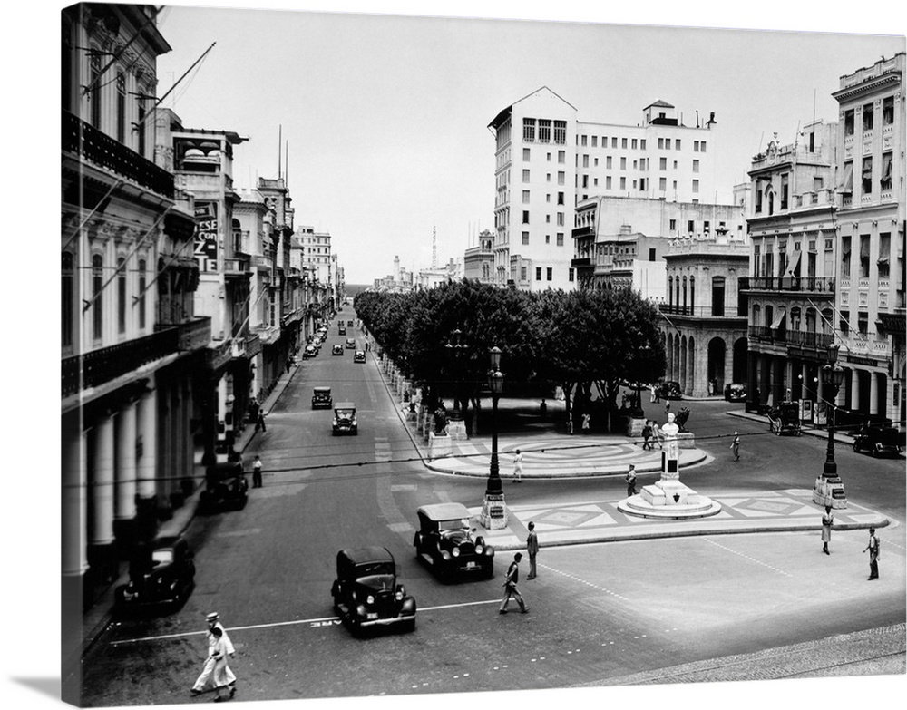 1930's 1940's Street Scene Of The Prado Havana Cuba.