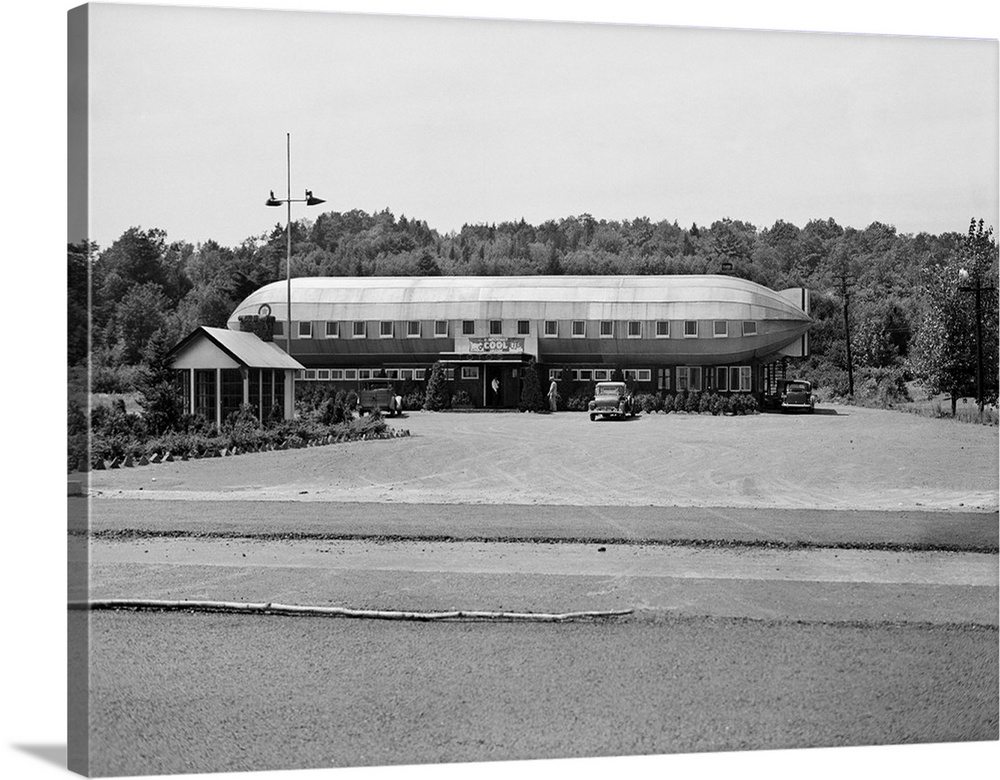 1930's Roadside Zeppelin Shaped Diner.