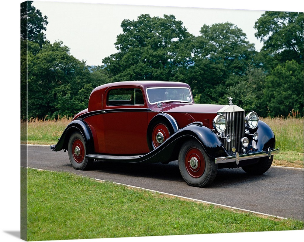 1938 Rolls Royce Phantom III V12, 2-door fixed head coupe. Country of origin United Kingdom..