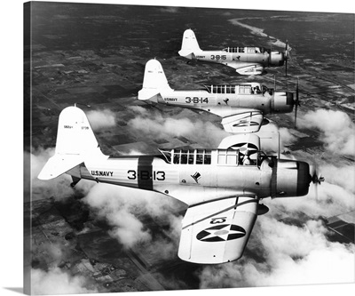 1940s Three World War Ii Us Navy Dive Bombers Flying In Formation