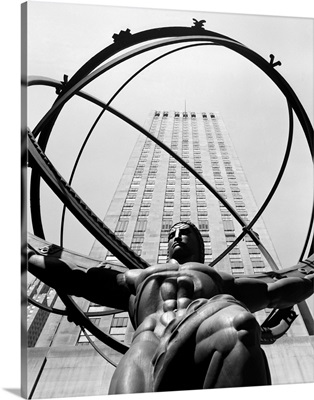 1950's Statue Of Atlas At Rockefeller Center Midtown Manhattan USA