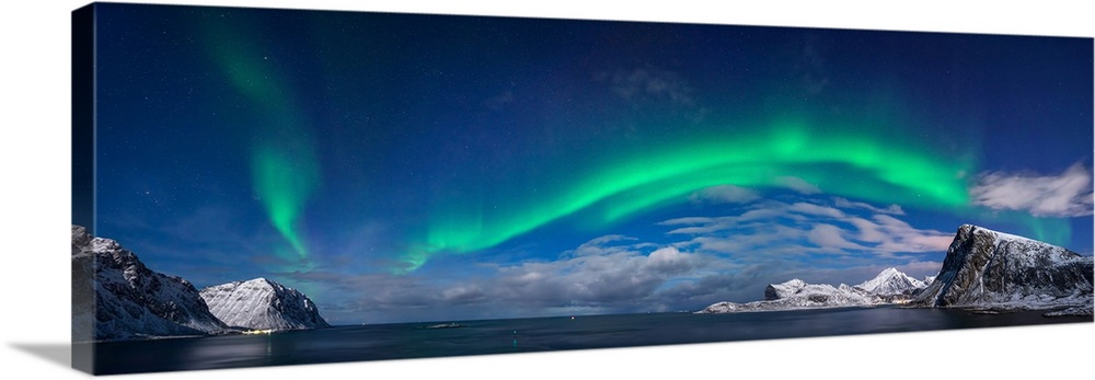 Aurora borealis above Flaget bay, Lofoten, Nordland, Norway.