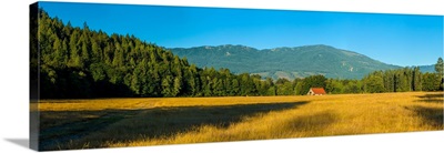 Barn On Cascade Road In Rockport In Northwest Washington State, USA