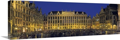 Belgium, Brussels, Grand Palace Square, View of a crowd outside a vintage building