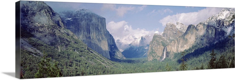 Bridal Veil Falls El Capitan Yosemite National Park CA