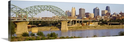 Bridge over a river, Kansas city, Missouri