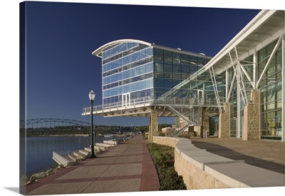 Building at the riverside, Grand River Convention Center, Mississippi River, Dubuque, Iowa