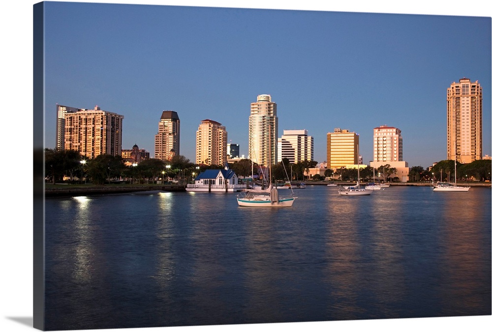 Buildings at the waterfront, Tampa Bay, St. Petersburg, Pinellas County, Florida, USA 2009