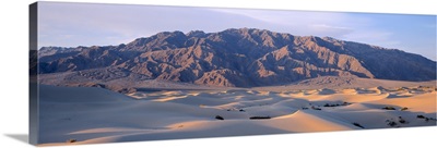 California, Nevada, Death Valley National Park, Sunrise in the national park