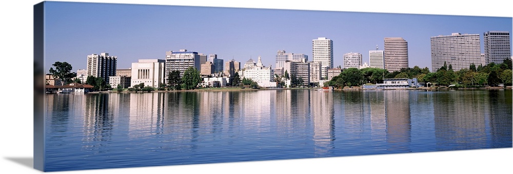 California, Oakland, Panoramic view of the waterfront and skyline