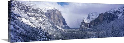 California, YosemiteValley, winter