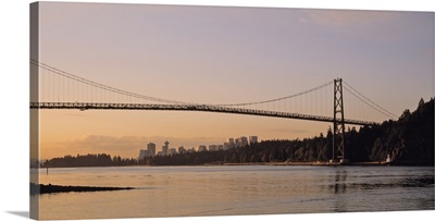 Canada, British Columbia, Vancouver, Lions Gate Bridge, View of a bridge at dawn