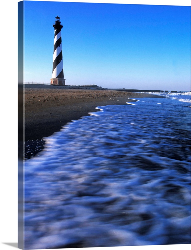 Cape Hatteras Lighthouse on the coast, Hatteras Island, Outer Banks, Buxton, North Carolina, USA