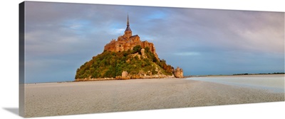Cathedral on an island, Mont Saint-Michel, Manche, Basse-Normandy, France