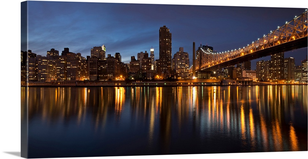 City lit up at night, Queensboro Bridge, Roosevelt Island, Manhattan, New York City, New York State, USA