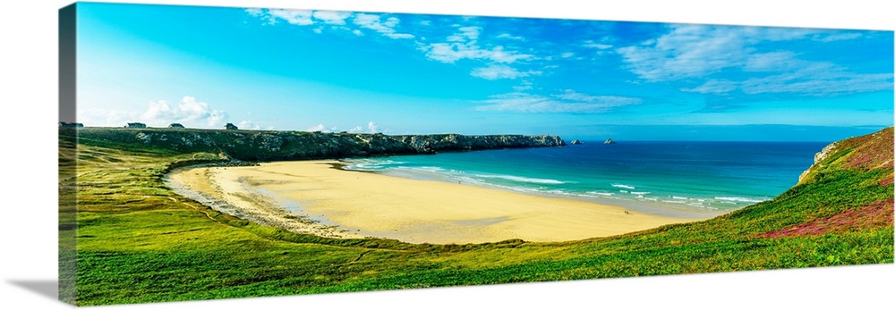 Cliffs in the sea, pointe de pen-hir, camaret-sur-mer, finistere, brittany, france.