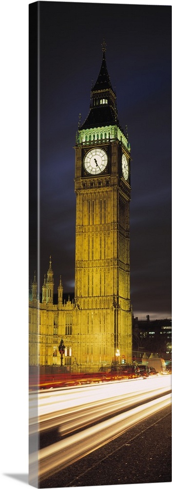 Clock tower lit up at night, Big Ben, Houses of Parliament, Palace of Westminster, City Of Westminster, London, England
