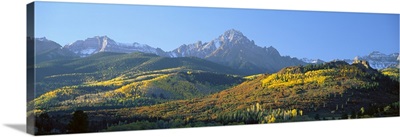 Colorado, Uncompahgre National Forest, Mount Sneffels, Panoramic view of vegetation on mountains