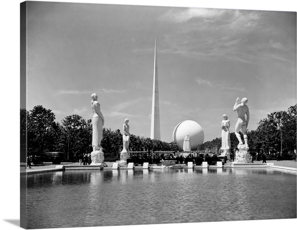 Constitution Mall 1939 World's Fair Pond Surrounded By Statues With Perisphere And Trylon Tower Obelisk New York USA.