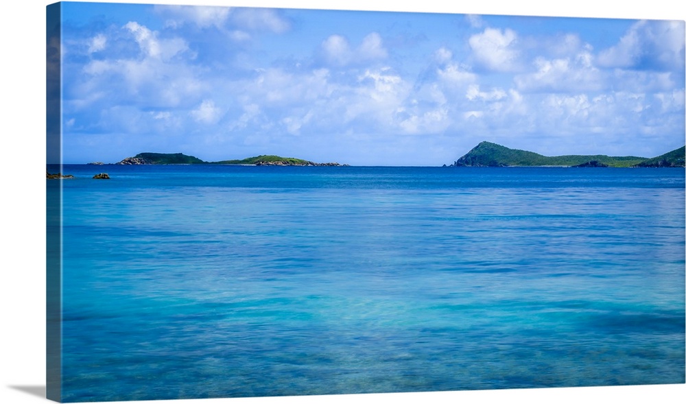 Coral Bay seen from Haulover Beach, Virgin Islands National Park, St. John, US Virgin Islands
