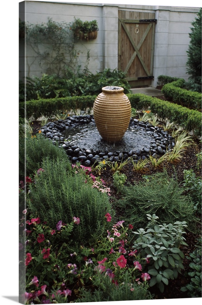 Decorative urn in a garden, Savannah, Chatham County, Georgia,