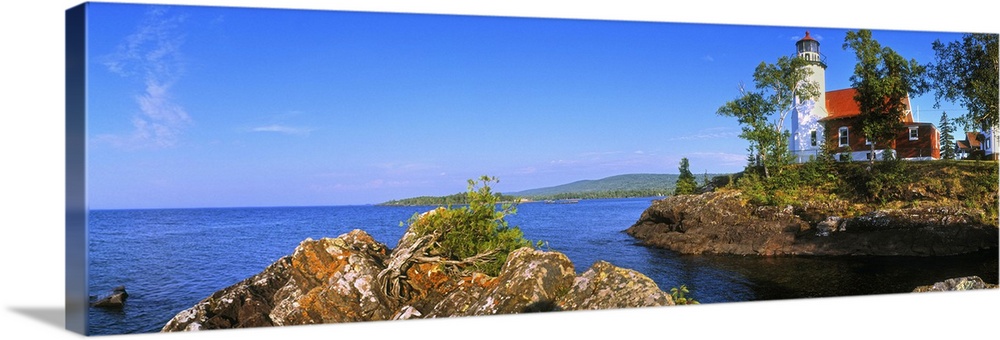 Eagle Harbor Lighthouse at coast, Michigan