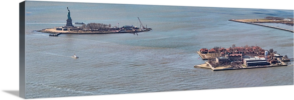 Elevated view of islands, Statue of Liberty and Ellis Island, New York City, New York State, USA