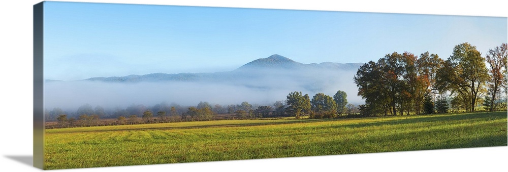 Fog over mountain, Cades Cove, Great Smoky Mountains National Park, Tennessee, USA.