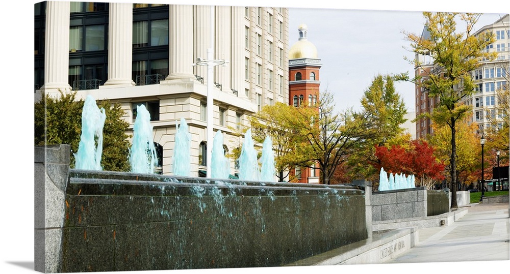 Fountains in front of a memorial, US Navy Memorial, Washington DC