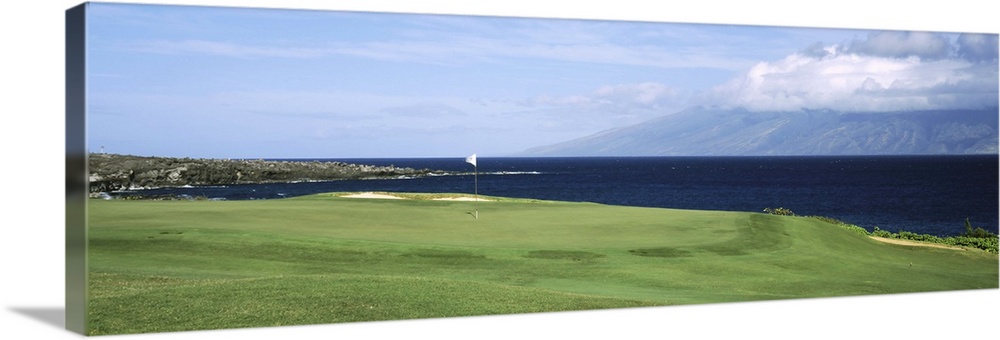 Golf course at the oceanside, Kapalua Golf course, Maui, Hawaii