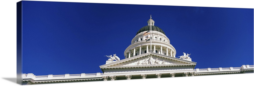 Government building, California State Capitol Building, Sacramento, California
