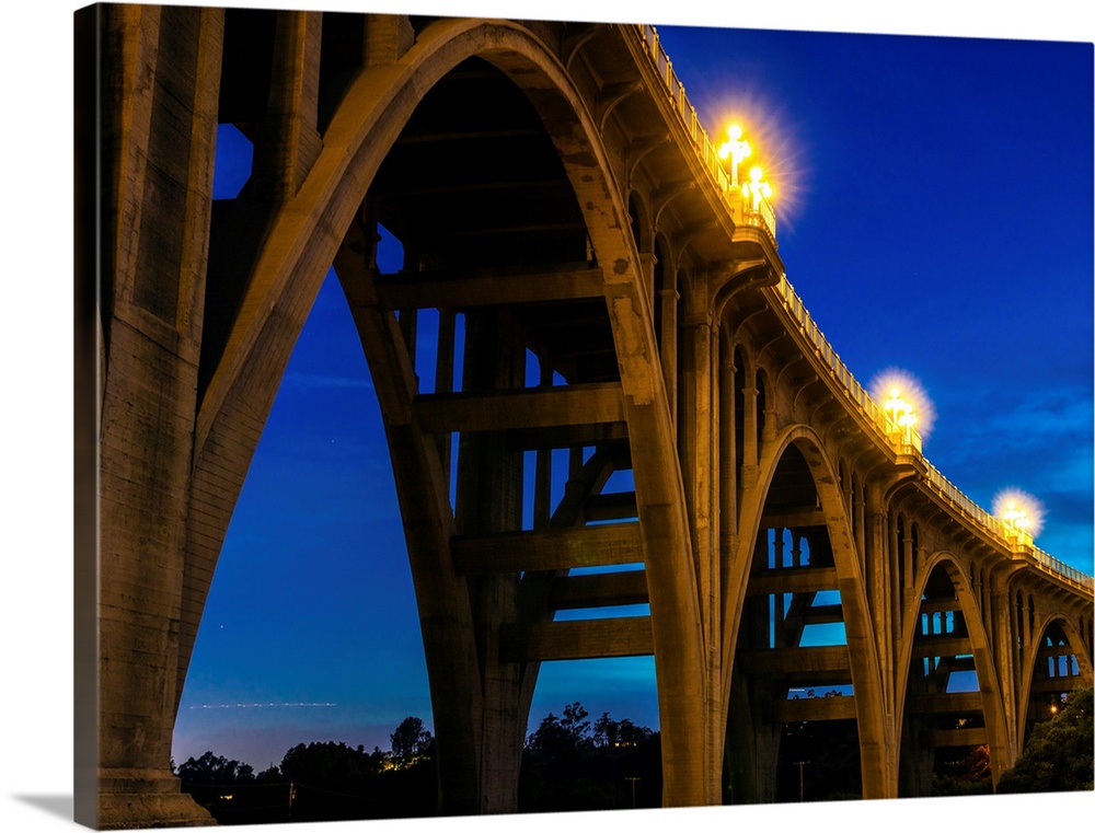 Historic colorado bridge arches at dusk, pasadena, ca.