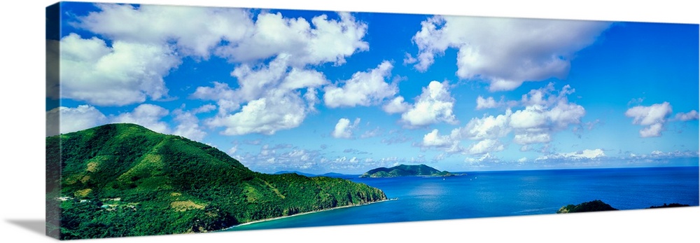 Island in the ocean, North Side Coast and Jost Van Dyke, British Virgin Islands
