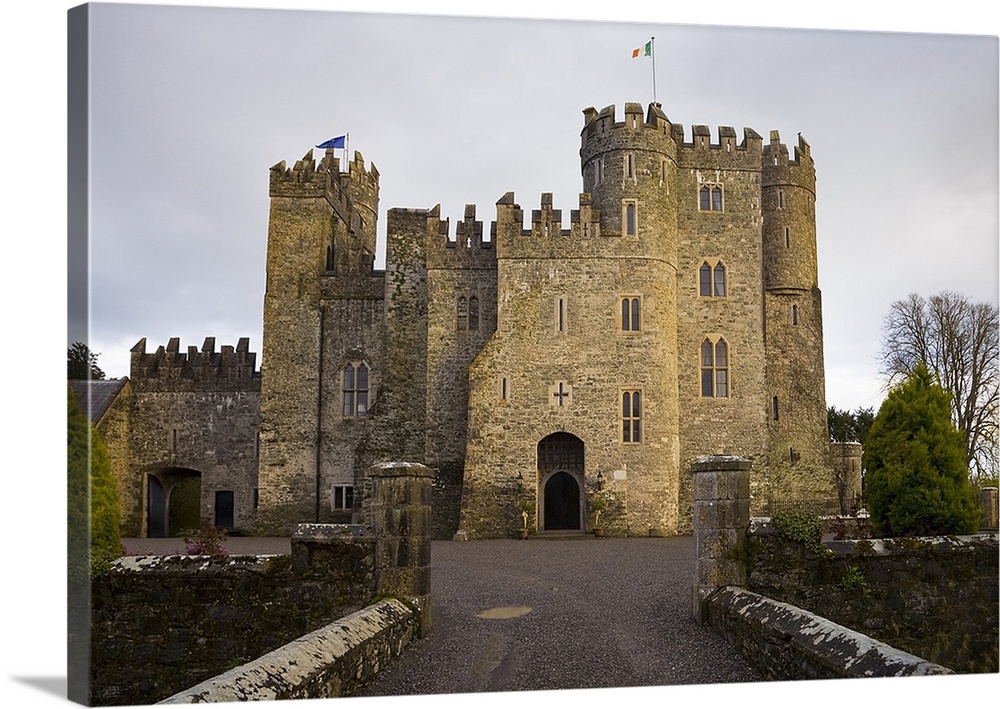 Kilkea Castle Hotel, Built 1180 by Hugh de Lacey, Kilkea, Co Kildare, Ireland