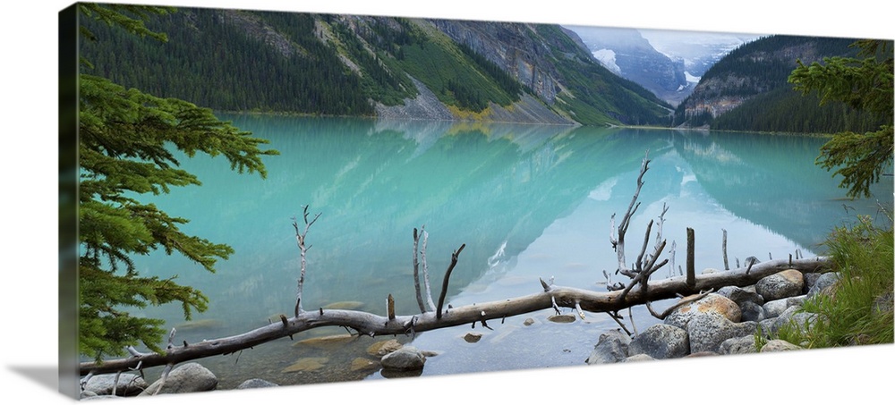 Lake with Canadian Rockies in the background, Lake Louise, Canada