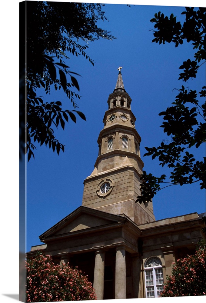 Low angle view of a church, St. Philips Episcopal Church, Charleston, Charleston County, South Carolina,