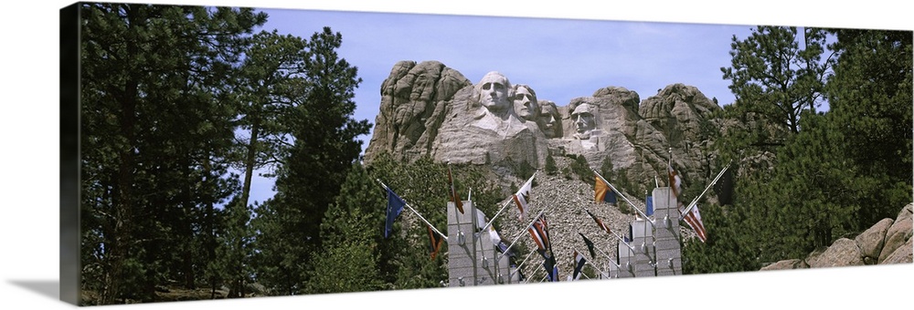 Low angle view of a monument, Mt Rushmore National Monument, South Dakota