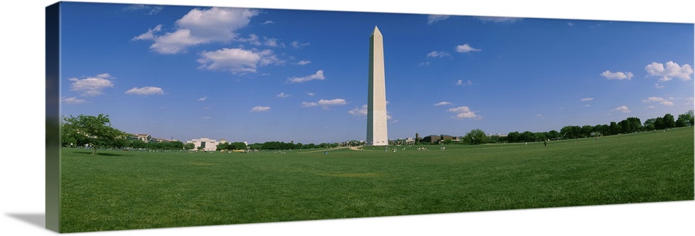 Low angle view of a monument, Washington Monument, Washington DC