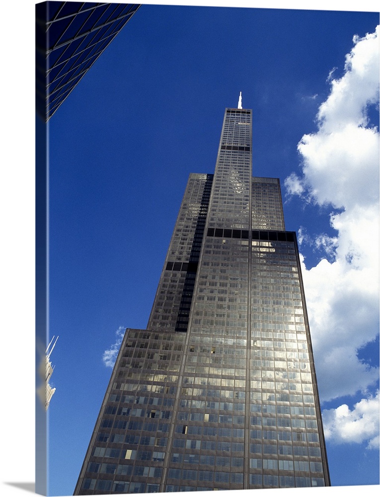 Low angle view of a tower, Sears Tower, Chicago, Illinois